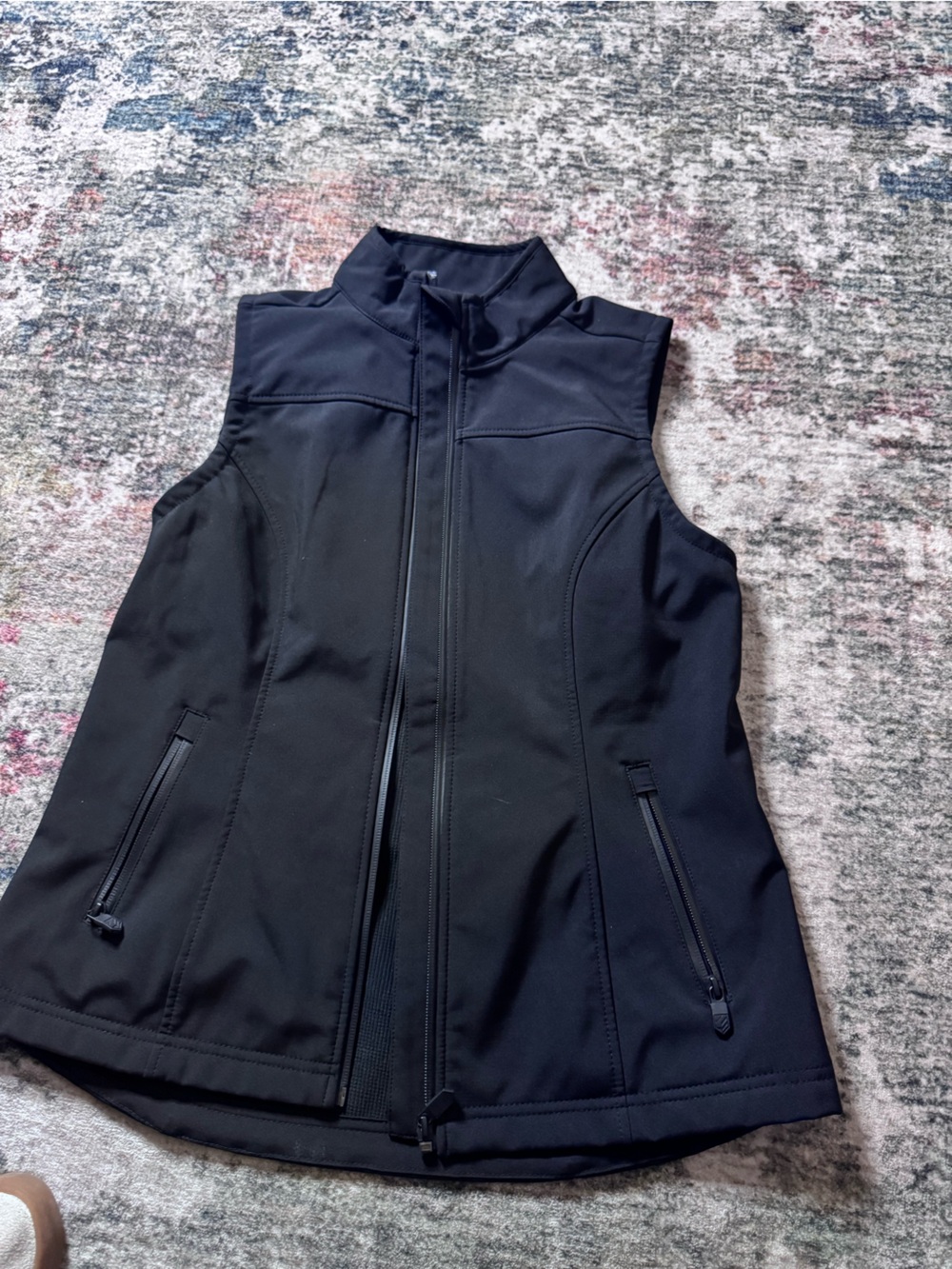 Black Women's Softshell Vest - Brand Unspecified